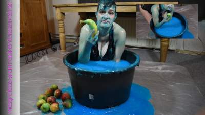 apple-bobbing_11.jpg
