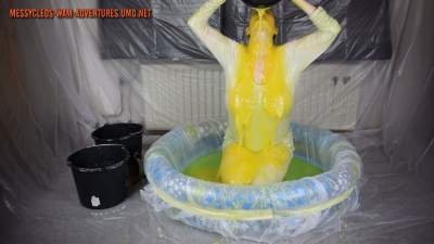 messy-in-white_11.jpg