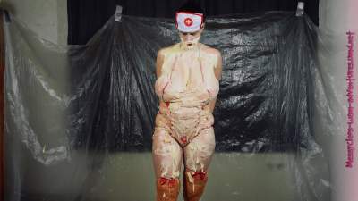 messy-nurse_13.jpg