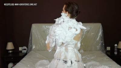 topless-and-foamy_8.jpg